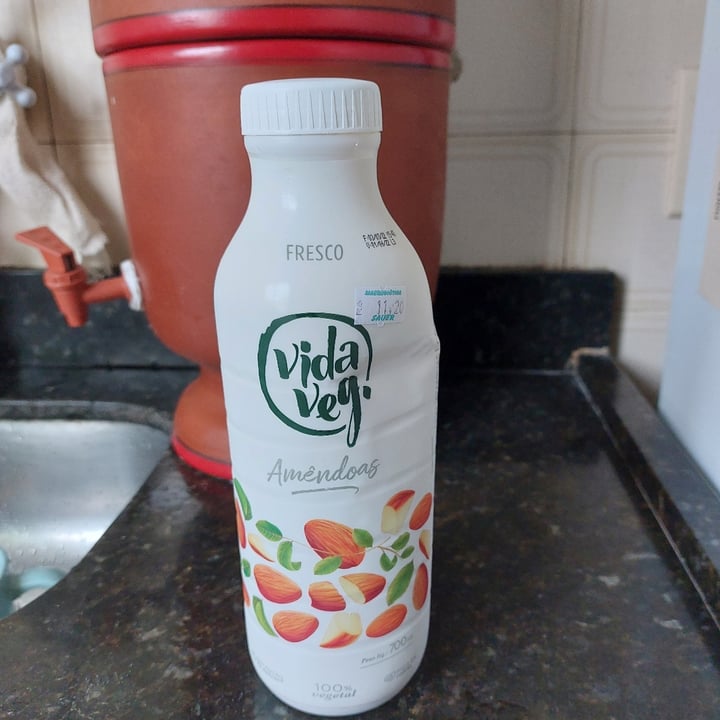 review photo of Vida Veg Amêndoas shared by @richardkummellipke on 17 Apr 2022 - review