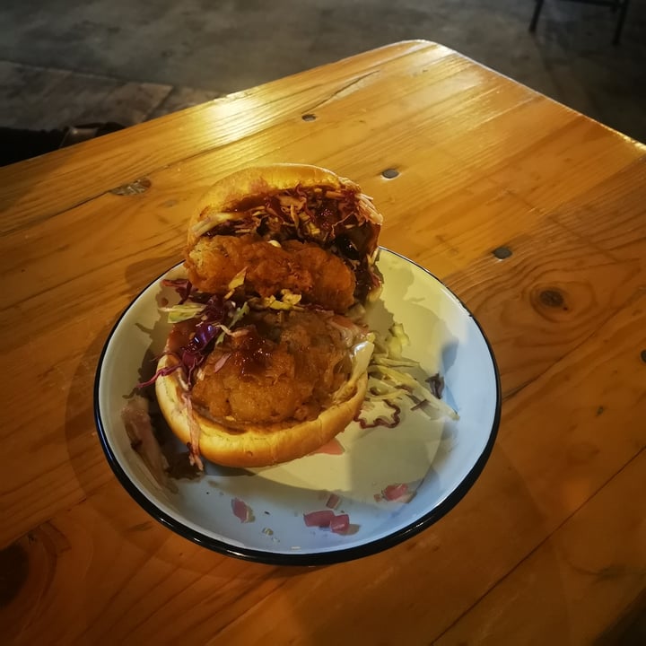 review photo of Plant Blazed Southern Fried Seitan Burgers shared by @nutmeg on 27 Aug 2020 - review