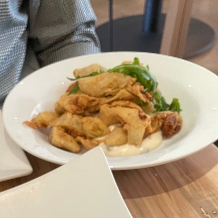 photo of Blossom Fried artichoke shared by @lolyuki on  25 Apr 2021 - review