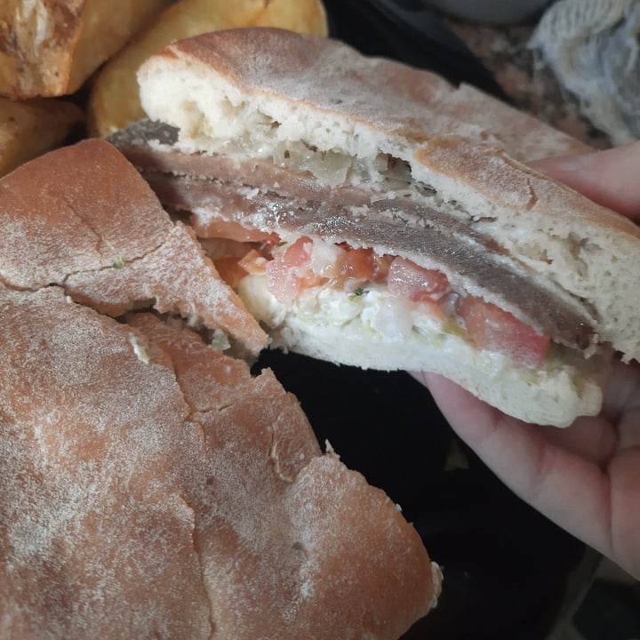 review photo of Gordo Vegano Sándwich de Mila de fugazzetta shared by @vegaly on 30 Apr 2022 - review