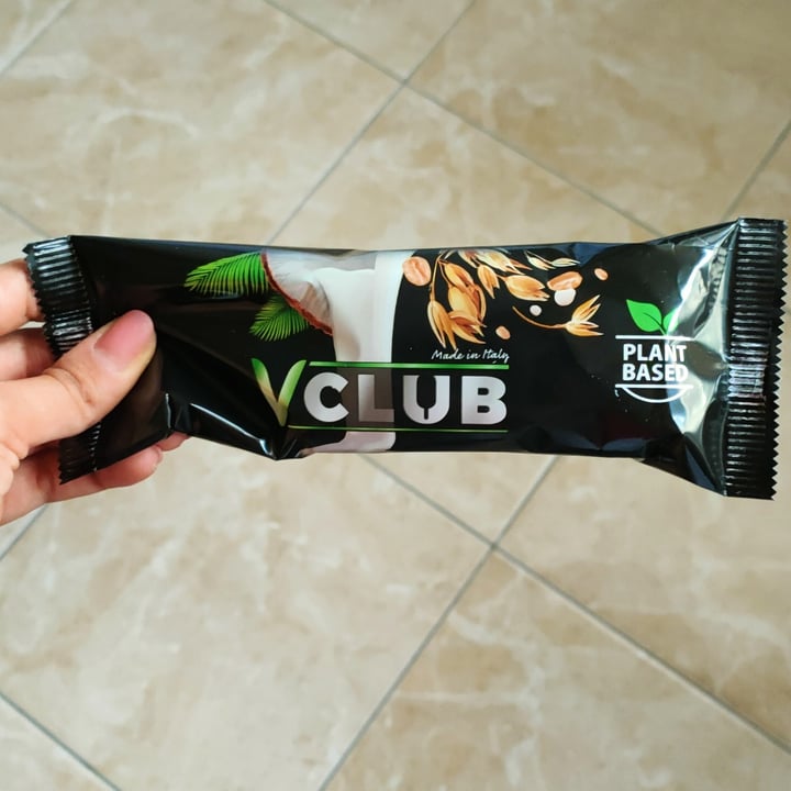 photo of VClub Vanilla-Macadamia shared by @concy91 on  16 Aug 2022 - review