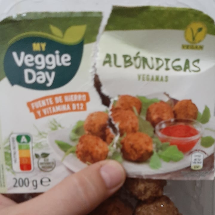photo of My veggie day Albóndigas veganas shared by @thebosc on  10 Oct 2021 - review