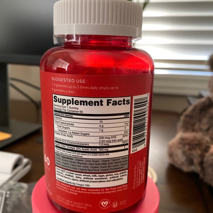 review photo of Goli® Nutrition Apple Cider Vinegar Gummies shared by @plantbasedlife123 on 11 Oct 2020 - review