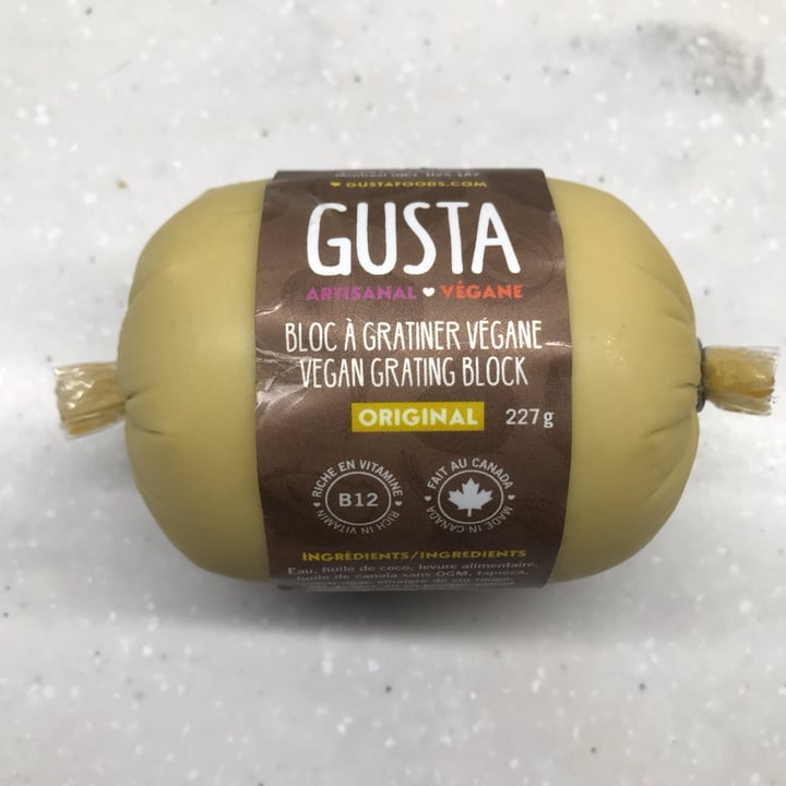 photo of Gusta vegan grating block original shared by @natalieintven on  07 Aug 2019 - review