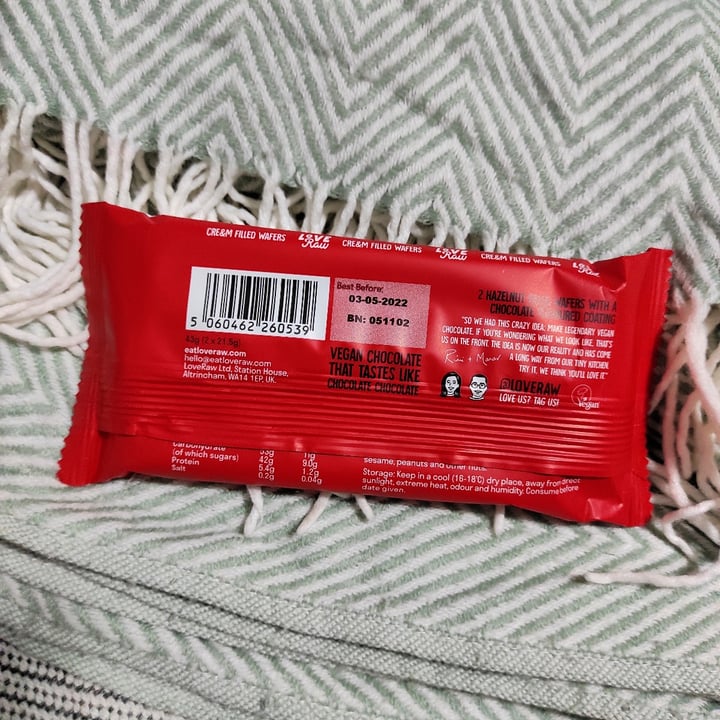 review photo of LoveRaw Cre&m Filled Wafer Bars shared by @thekindseed on 31 Oct 2021 - review