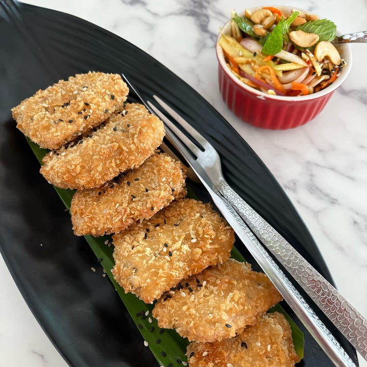 photo of May Veggie Home Fish patties with mango salad shared by @wanlissa on  14 Feb 2022 - review