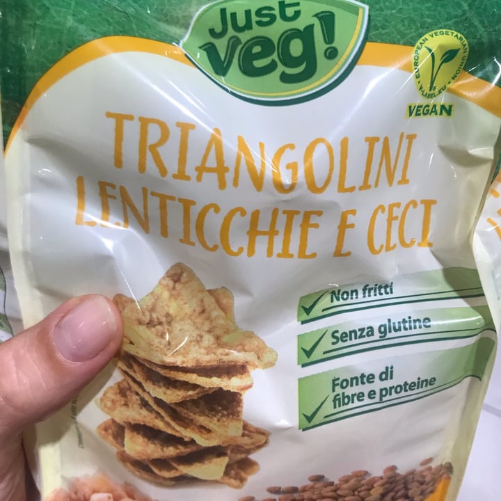 photo of Just Veg! (ALDI Italy) Triangolini lenticchie e ceci shared by @miryvera81 on  14 Sep 2022 - review
