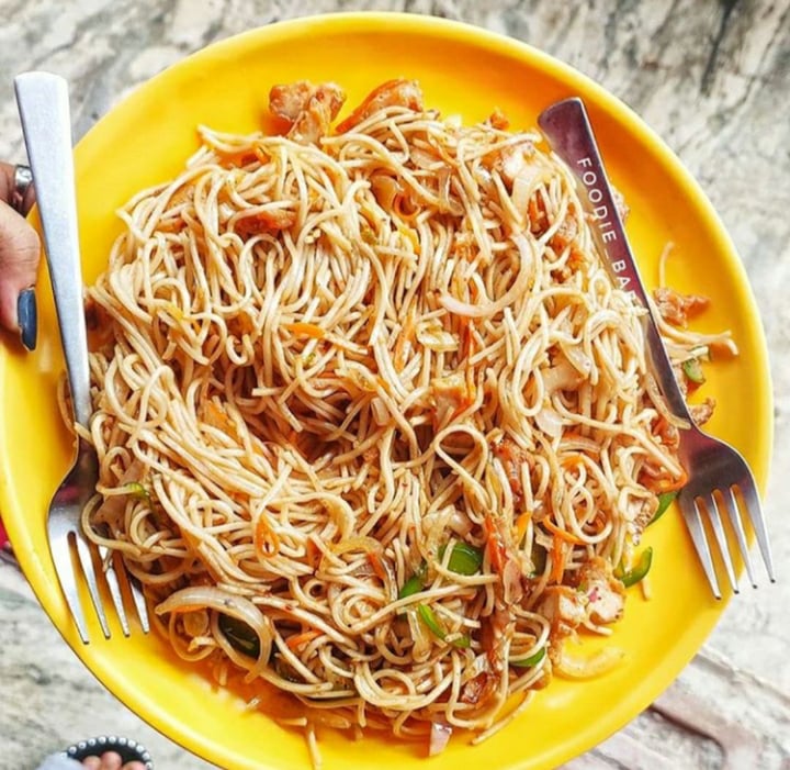 photo of 7 Days Restaurant Veg Noodles shared by @ashishranjanart on  16 Jan 2020 - review