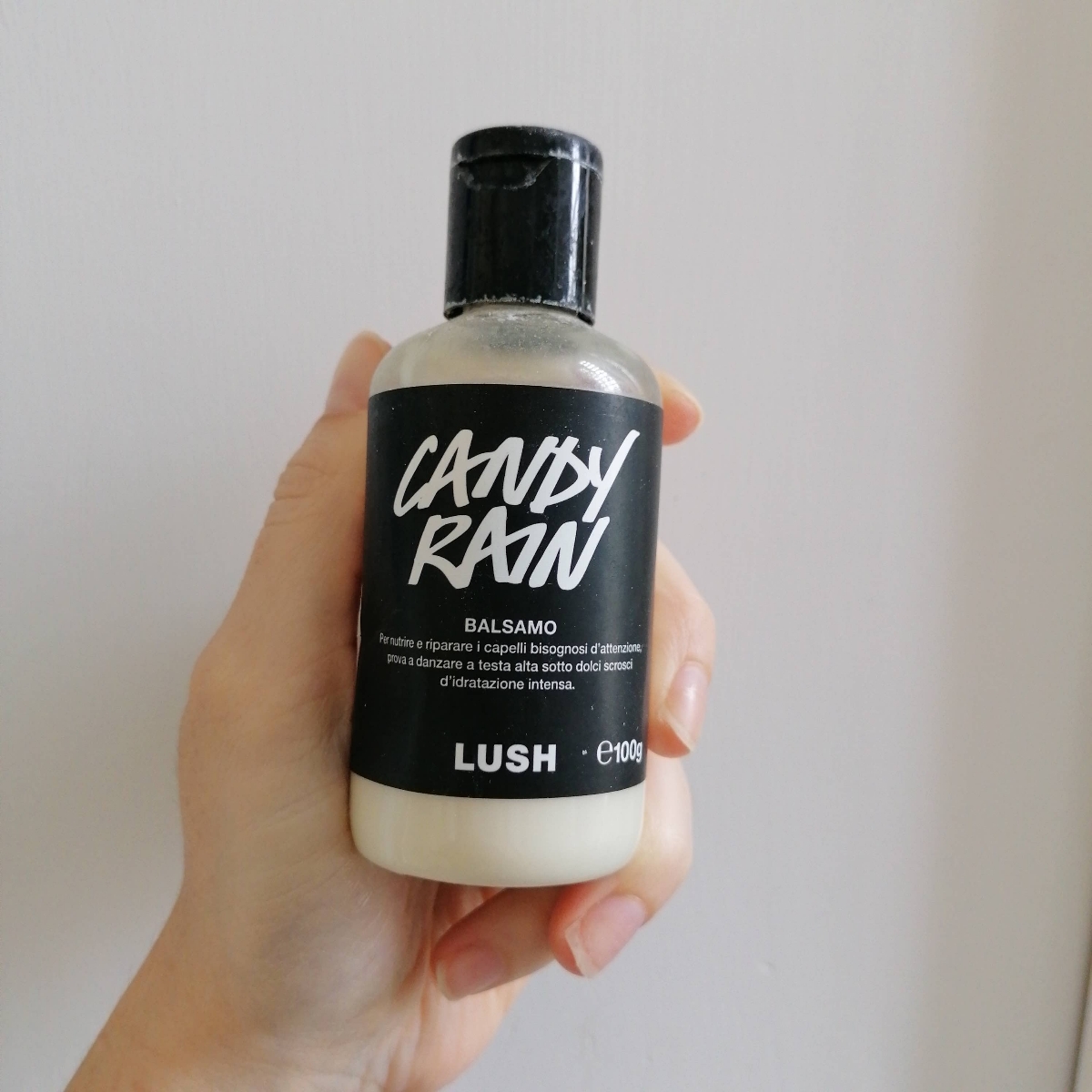LUSH Fresh Handmade Cosmetics Candy Rain balsamo per capelli Review |  abillion