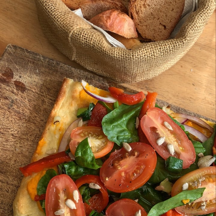 review photo of La Albúfera Dulces&Salados Pizza de Vegetales shared by @miliccoronel on 11 Aug 2021 - review