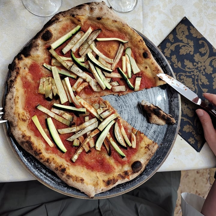 photo of Pizzeria "Il Vicolo" pizza alle verdure shared by @lula1986 on  17 Jun 2022 - review