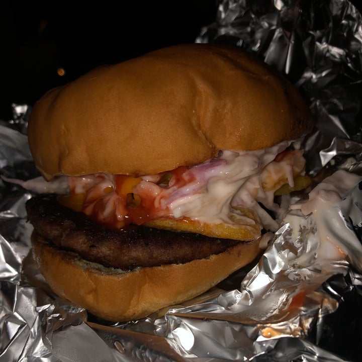 photo of Bar Bloc Durty Vegan Burger shared by @brandonthefruit on  22 Mar 2021 - review