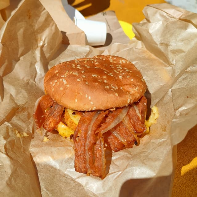 Photo of the dish “Fu'Chick'n Burger”