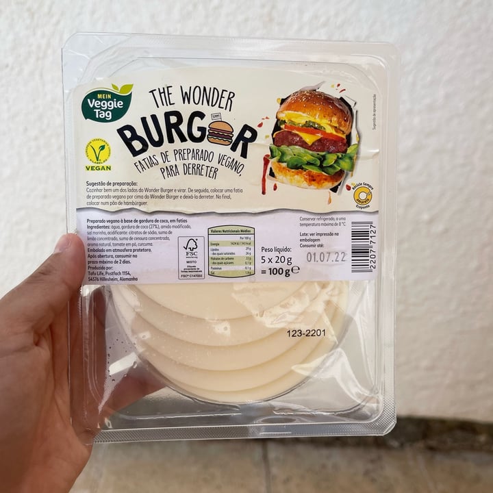photo of Mein Veggie Tag The Wonder Burger - Cheese Slices shared by @urania on  15 Jun 2022 - review