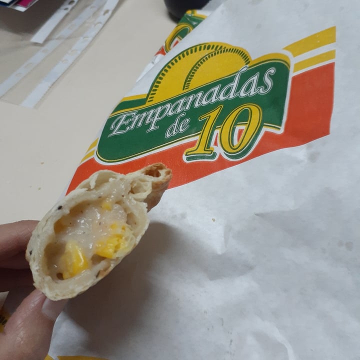photo of Empanadas de 10 - San Justo Empanada De Humita shared by @floverburg on  17 Feb 2021 - review