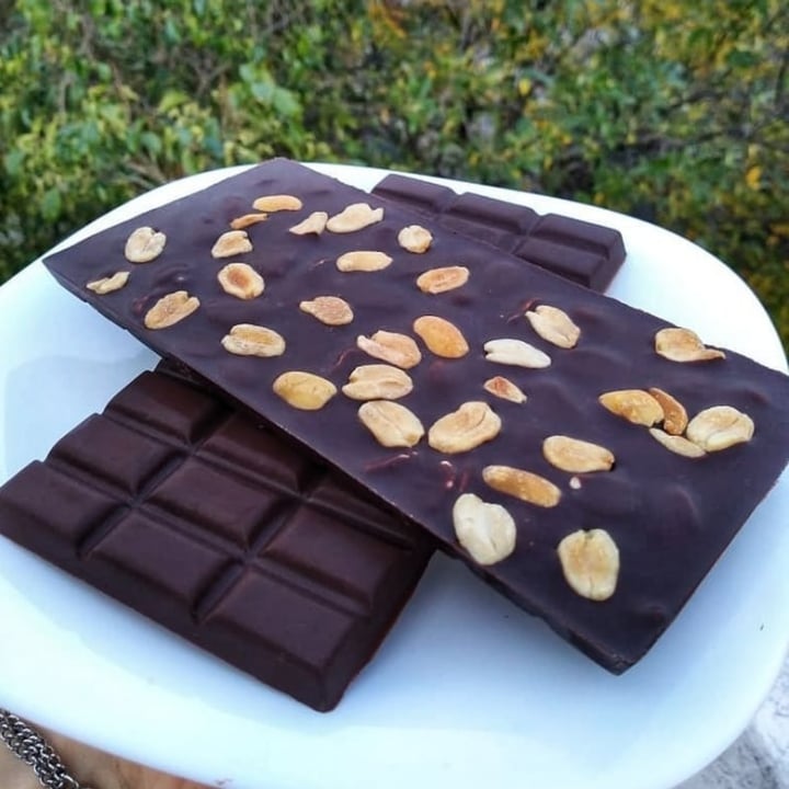 photo of Cocoa Plant Based Barra De Chocolate Y Maní shared by @thinkveggie on  19 Dec 2020 - review