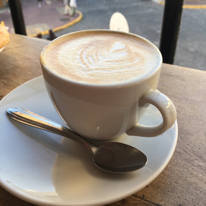 photo of COSECHA Latte shared by @lauchis on  06 Dec 2020 - review