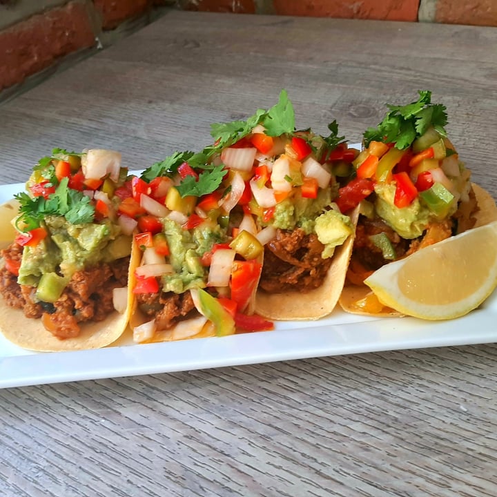 photo of El Perro Gamberro Tacos shared by @madridvegano on  14 Sep 2020 - review