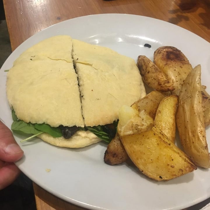 photo of Casa Munay Sandwich porto shared by @matimemes on  31 Jan 2021 - review