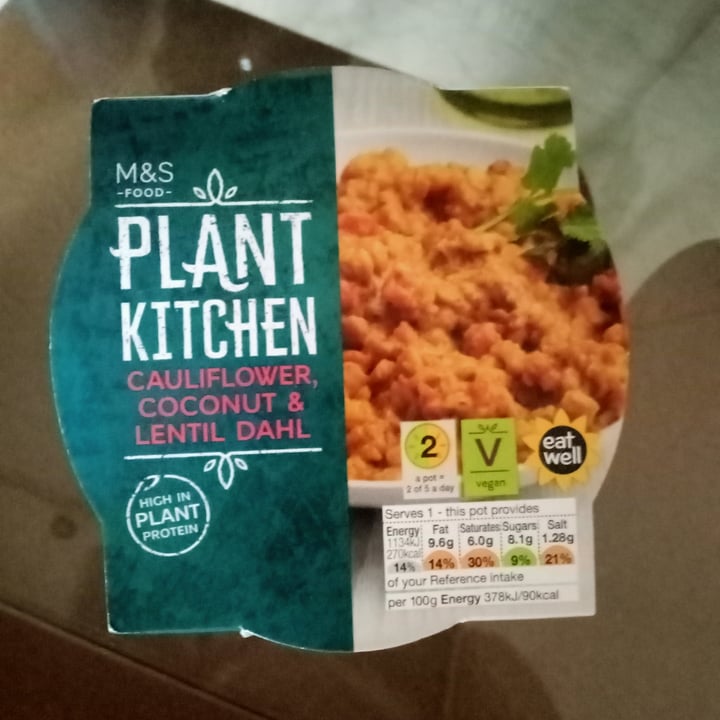 photo of Plant Kitchen (M&S) Cauliflower, Coconut & Lentil Dahl shared by @maiwennmia on  14 Dec 2021 - review