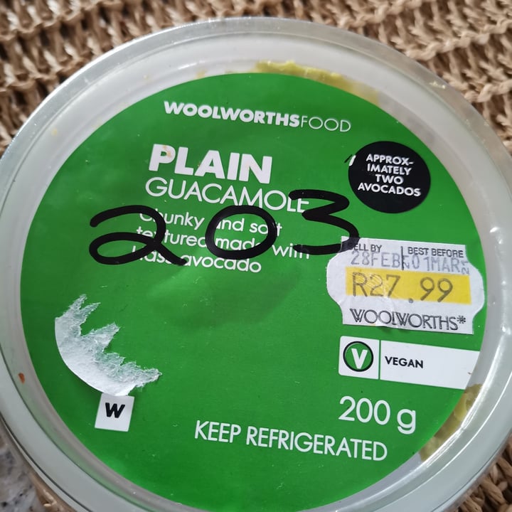 photo of Woolworths Food Plain Guacamole shared by @ziyaadsolo on  21 Jul 2021 - review
