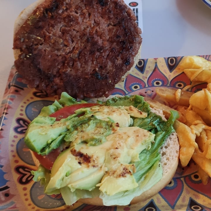 review photo of Gontoro Hamburguesa vegana shared by @carrasperasound on 25 May 2021 - review