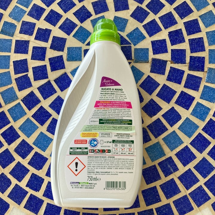 review photo of Winni's Detersivo bucato a mano shared by @manumanu on 30 Jun 2022 - review