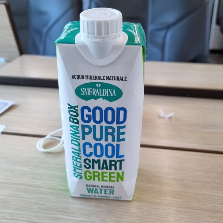 photo of Smeraldina Acqua minerale naturale shared by @zolletta on  20 Apr 2022 - review