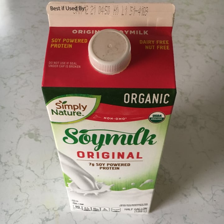 photo of ALDI Simply Nature Organic Soymilk shared by @plantasticvegan on  01 Jan 2021 - review