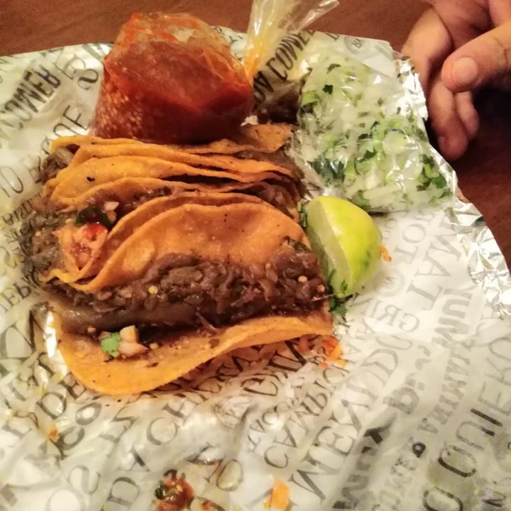 photo of Revolucion Verde Tacos Tlaquepaque. shared by @sandymediina on  23 Jul 2020 - review
