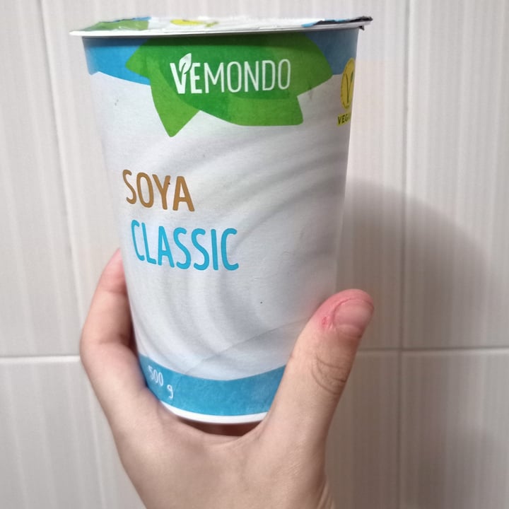 photo of Vemondo yogurt classic soya shared by @barbararp on  09 Jun 2022 - review