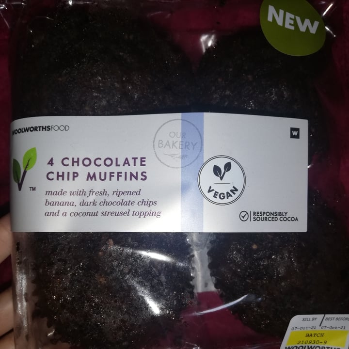 photo of Woolworths Food Chocolate chip muffins shared by @natasha1912 on  06 Oct 2021 - review