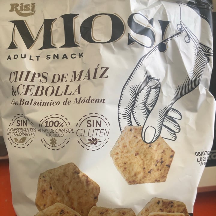 photo of Risi Chips de Maíz Y Cebolla shared by @veronm on  25 Apr 2020 - review