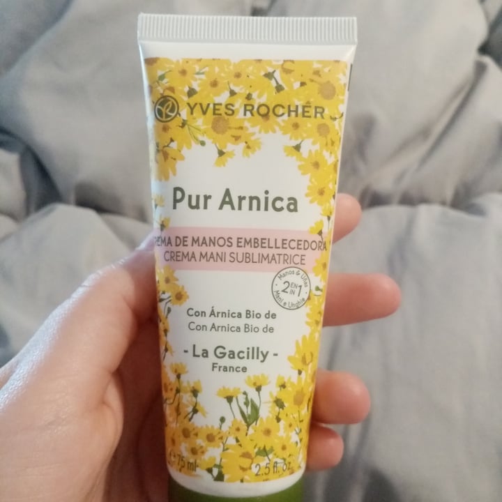 photo of Yves rocher Pur Arnica Crema Mani Sublimatrice shared by @himeringo on  23 Mar 2022 - review