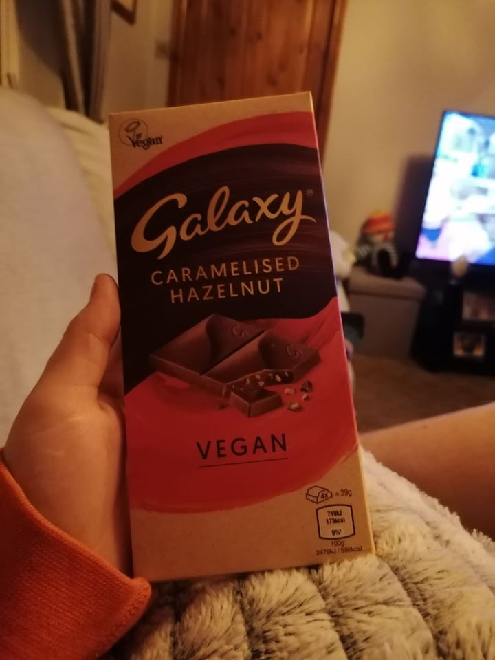review photo of Galaxy Caramelised Hazelnut shared by @louievarley on 06 Dec 2019 - review