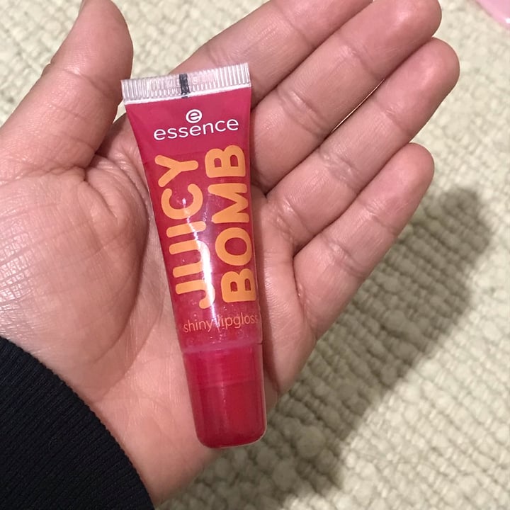 photo of Essence  juicy bomb crazy cherry shared by @panchiiiii on  20 Jul 2022 - review