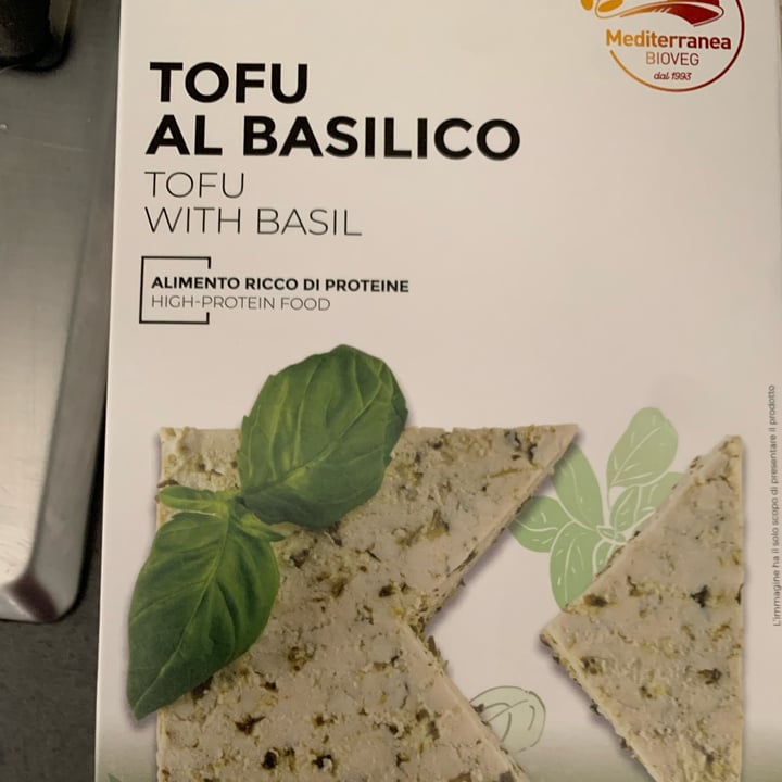 photo of Mediterranea BioVeg Tofu Al Basilico shared by @tommasoleoni on  29 Mar 2022 - review