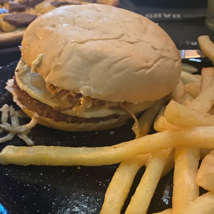 review photo of Barstow Bar Hamburguesa Not Vegas shared by @micaanrriquez on 12 Dec 2022 - review