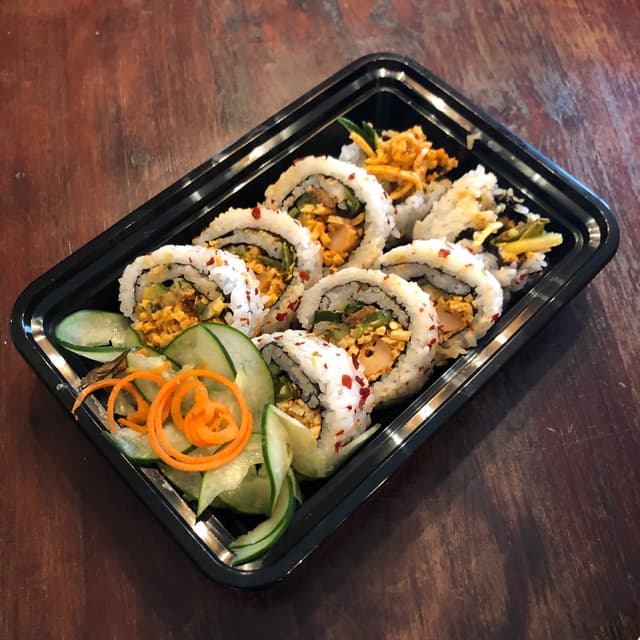 菜肴“Firecracker Roll”的照片