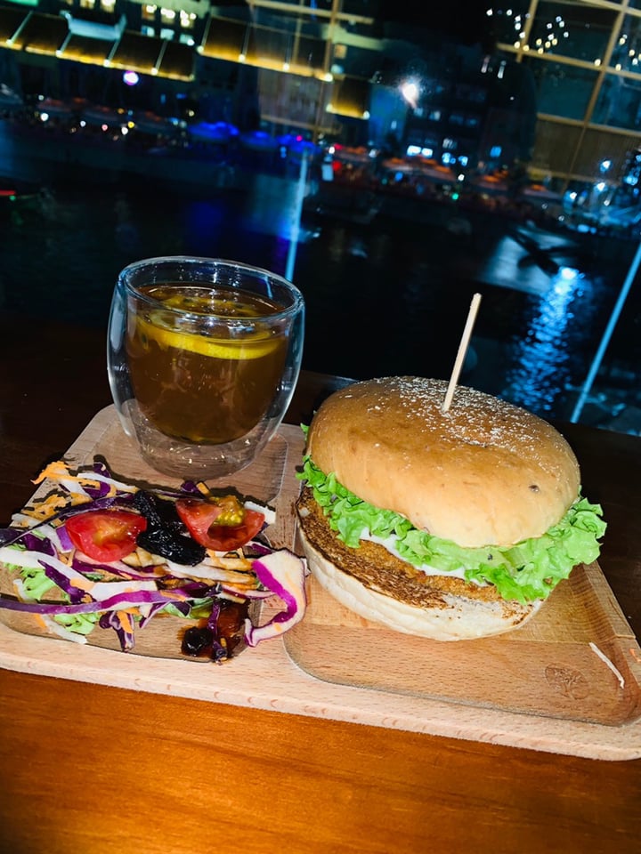 photo of nomVnom Tai Seng Lion's Mane Truffle shared by @namy on  26 Aug 2019 - review