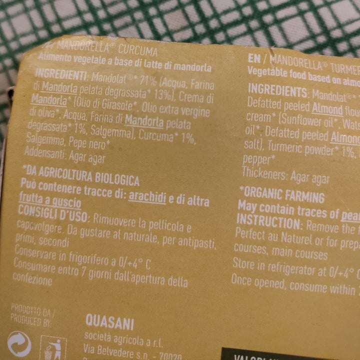 review photo of La fattoria della mandorla Mandorella curcuma shared by @coccobello on 07 Sep 2022 - review