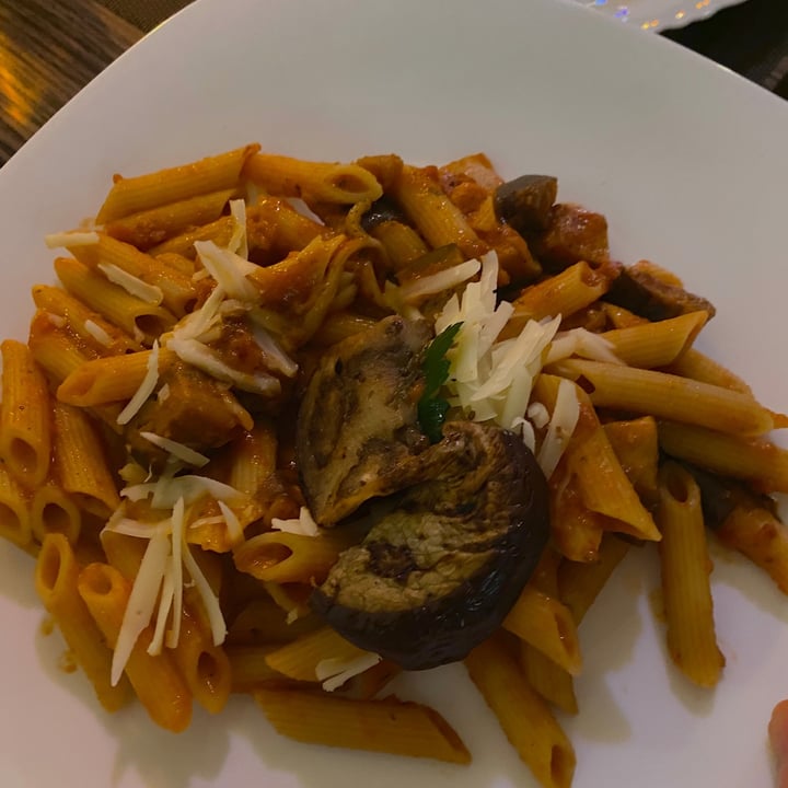 review photo of Veganda Pasta alla norma shared by @cateplantbased on 04 Jan 2023 - review