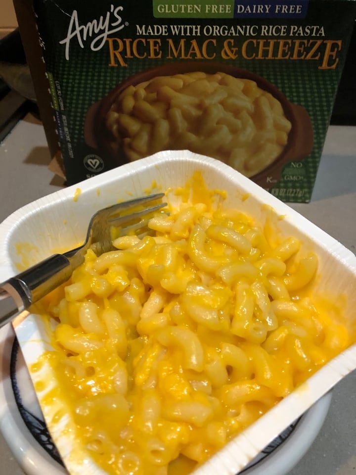 photo of Amy’s Vegan Organic Rice Mac & Cheeze shared by @llamasluvthis on  28 Feb 2020 - review