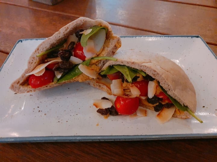photo of Shake Farm Healthy Hummus shared by @veggiexplorer on  07 Mar 2020 - review