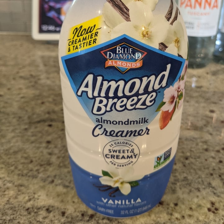photo of Blue Diamond Vanilla Almondmilk Creamer shared by @lafferty81 on  22 Mar 2021 - review