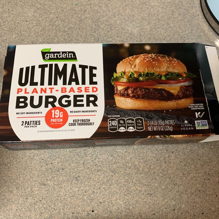 photo of Gardein Ultimate Plant-Based Burger shared by @williamse on  28 Dec 2020 - review