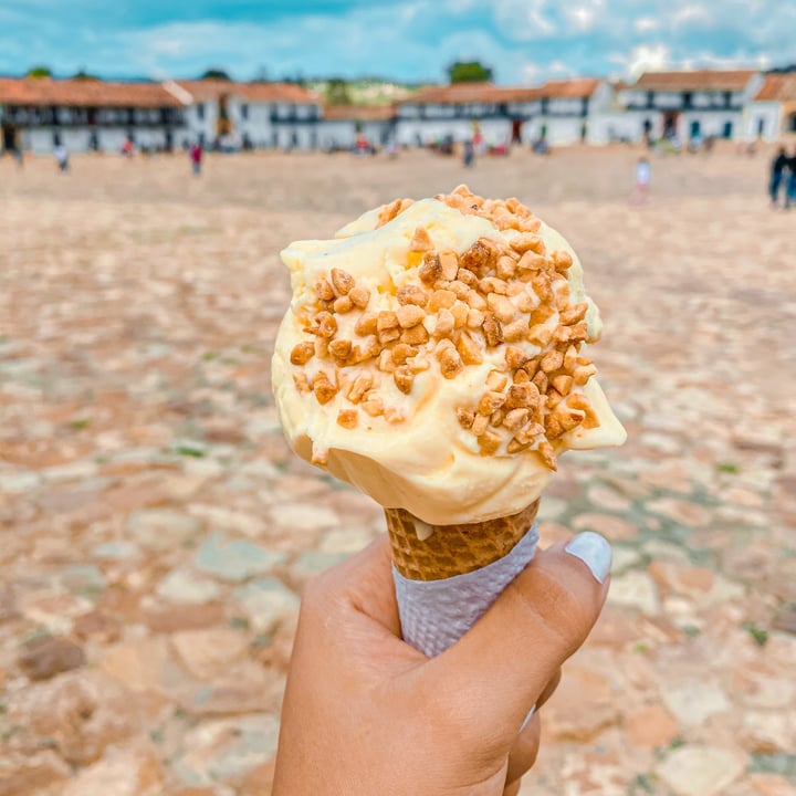 photo of Plaza Mayor de Villa De Leyva Helado Vainill Vegano shared by @veganosrecomiendo on  03 Jan 2021 - review