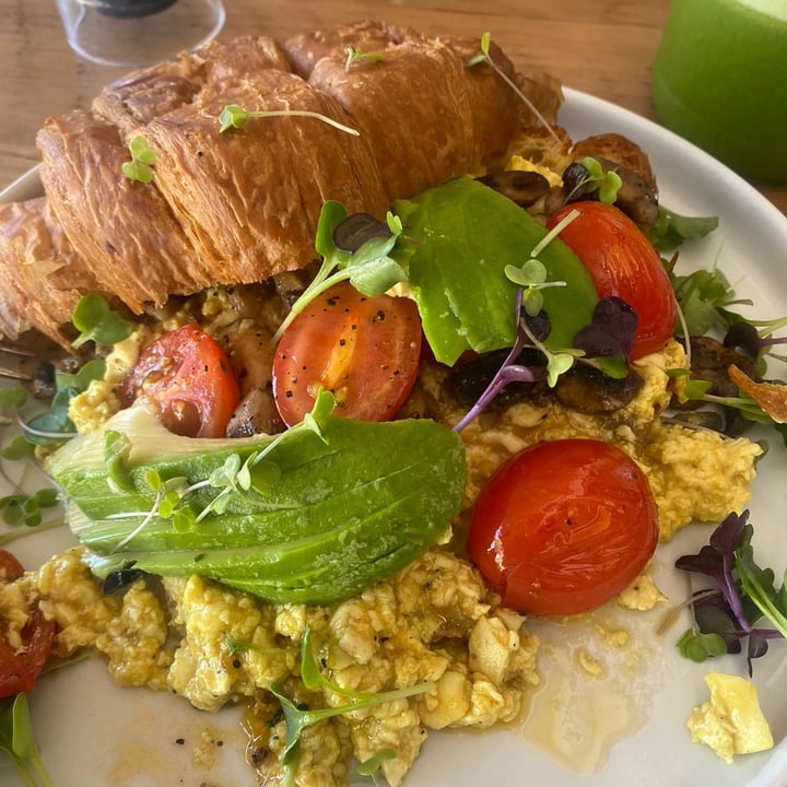review photo of Wildsprout Vegan breakfast croissant shared by @julievan on 24 May 2022 - review