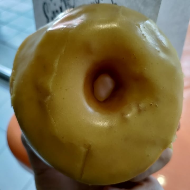 photo of Empire Donuts View Street Vegan passion fruit donut shared by @mikebroadhead on  24 Nov 2021 - review