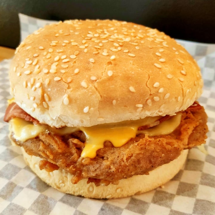 photo of THUNDER VEGAN FOOD Vegan Fried Chik'n shared by @madridvegano on  01 Oct 2020 - review